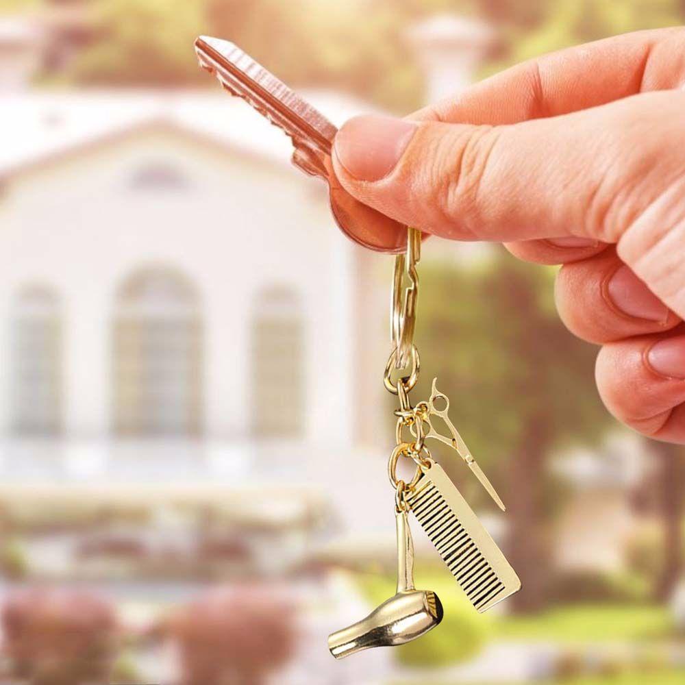 Móc khóa mặt hình lược máy sấy và kéo cắt tóc nhỏ gọn dành cho trang trí xe hơi làm quà tặng nhà tạo mẫu tóc