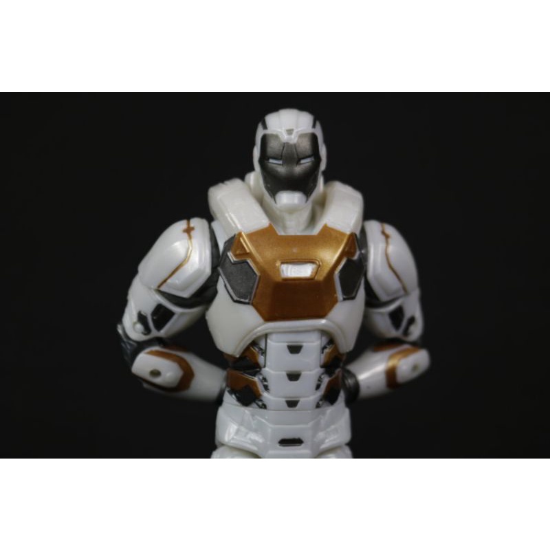 Mô hình nhân vật Marvel Legends Iron Man Starboost