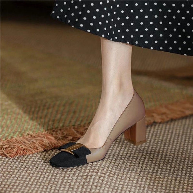 Giày Cao Gót Phối Khóa Vuông Đính Nơ Dễ Thương Cho Nữ