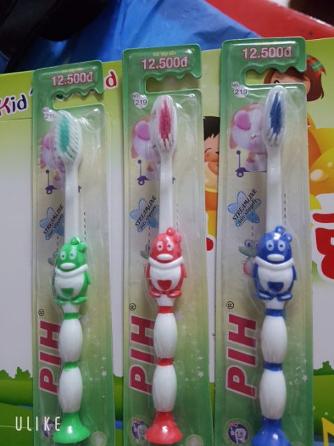 Bàn Chải Đánh Răng Cho Bé