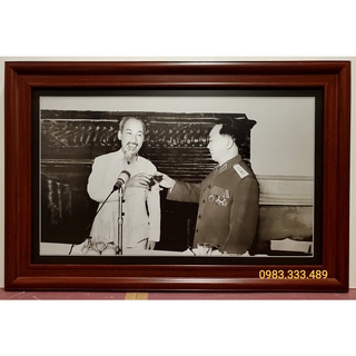 Ảnh đen tráng bác hồ& bác giáp