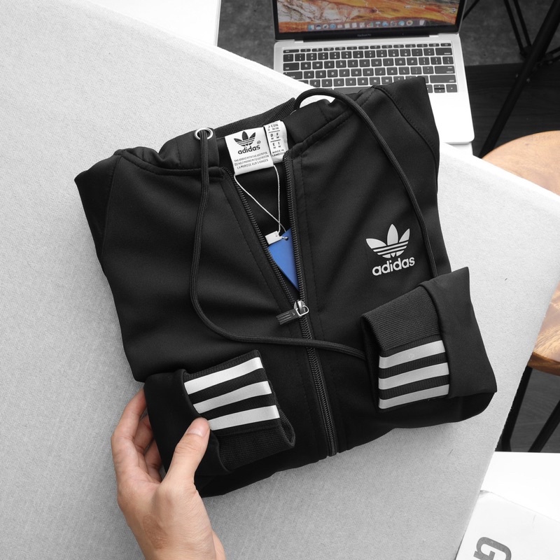 Áo khoác phối nón