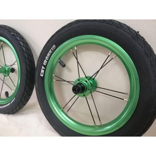 Cặp bánh hơi Vinder Classic