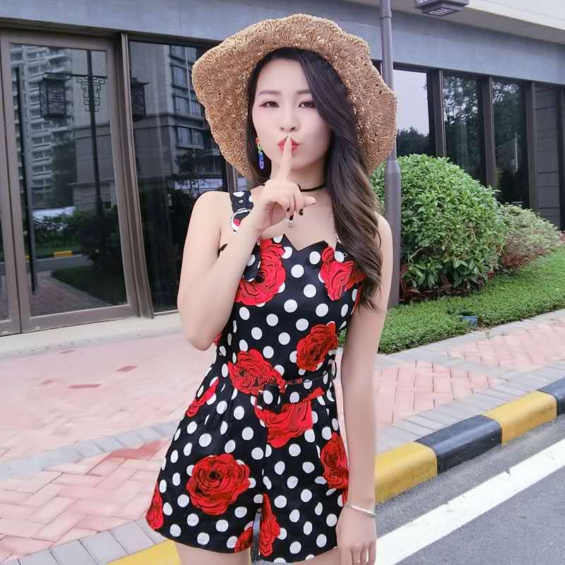 (N020) Bộ Jumpsuit nữ chấm bi hai dây cài khuy có thể điều chỉnh kiểu dáng cúp ngực cổ khoét chữ V eo thắt đai tôn dáng