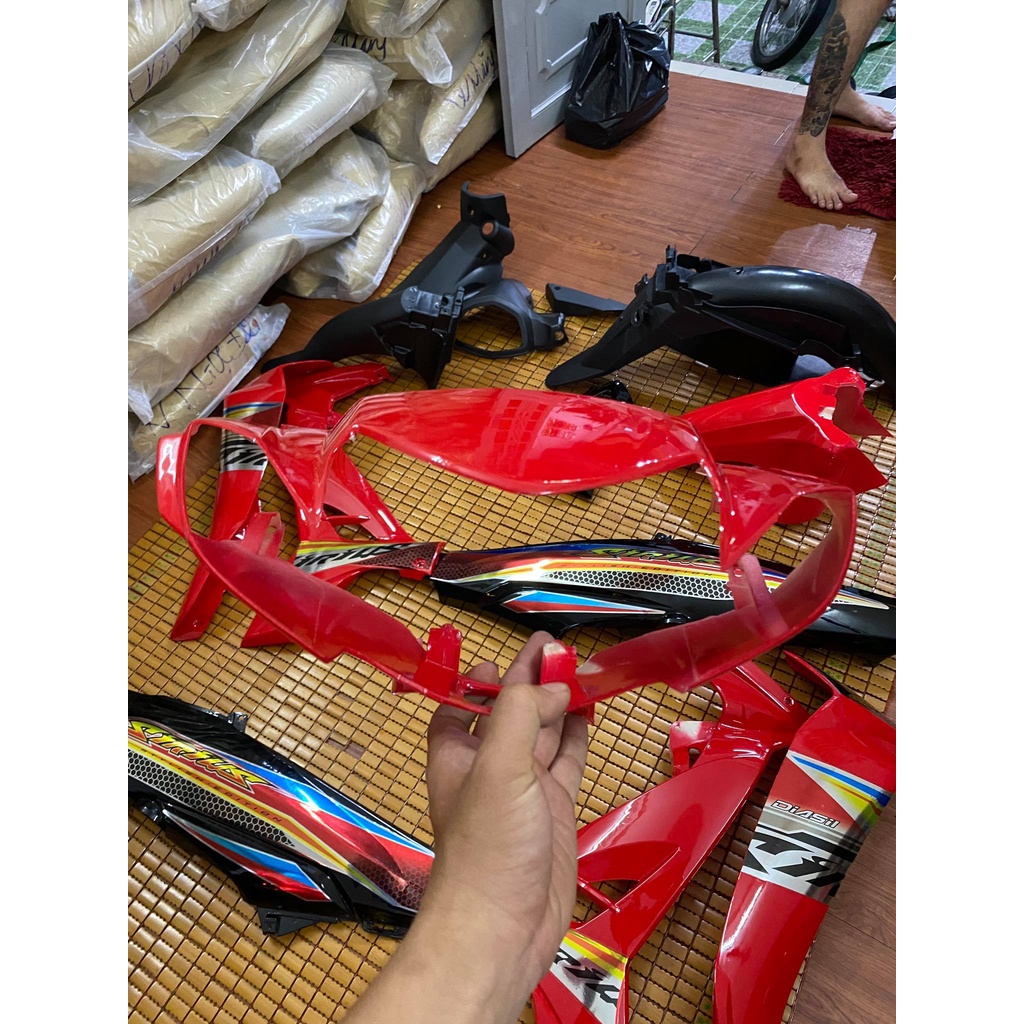 Dàn áo Sirius hàng Việt Nam loại 1 màu Đỏ Đen