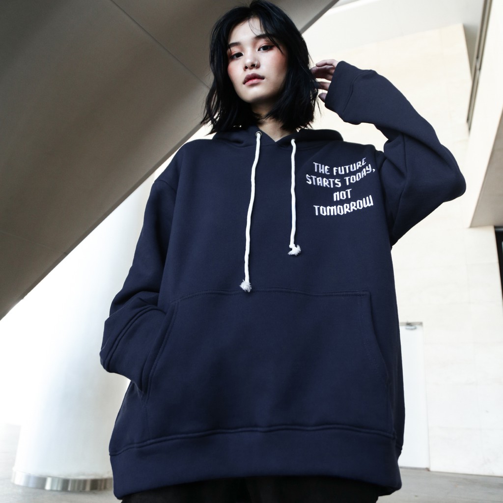 Áo Hoodie Unisex Thêu Trái Đất-Phía Trước Thêu Chữ-Đường Thêu Tỉ Mỉ-Vải Nỉ Bông Dày Dặn-Form Rộng-Màu Xanh Đậm