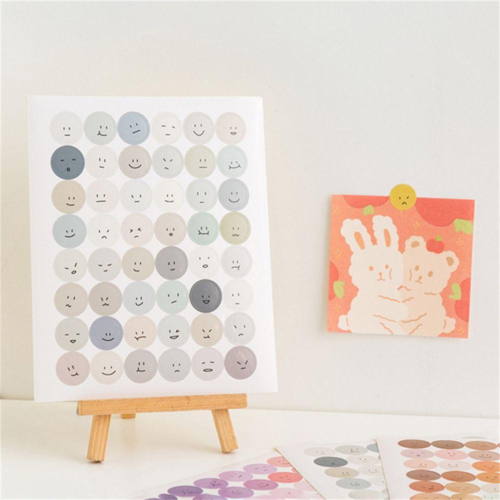 Set 2 Tấm Sticker Tròn Họa Tiết Mặt Cười Graffiti Đa Năng Trang Trí Trường Học / Văn Phòng