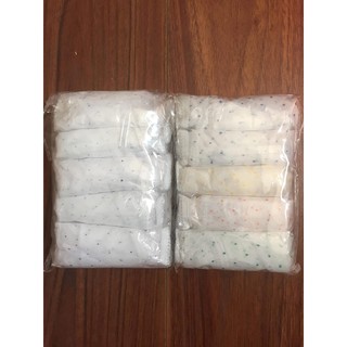 Quần lót giấy dùng một lần.