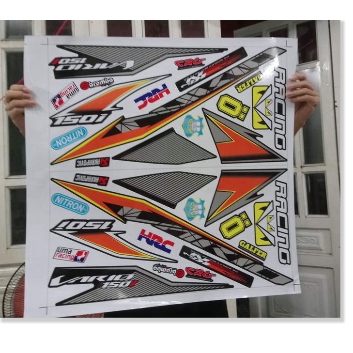 Tem vario 150 đen cam