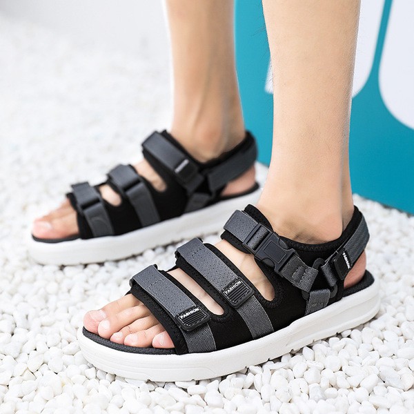 Dép Sandal nam học sinh quai ngang khóa chốt đế cao su đi cực bền êm chân chống trơn trượt tốt phong cách Hàn Quốc TH-24