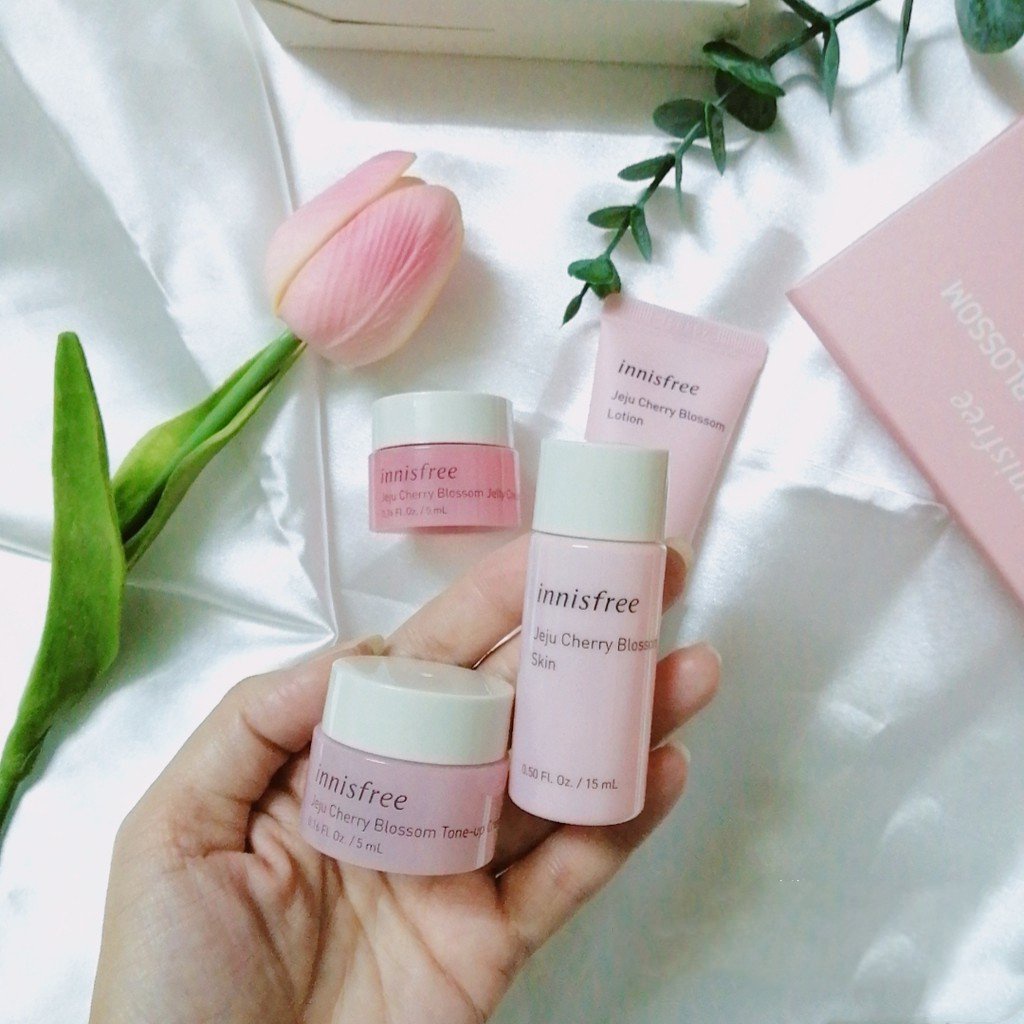 Bộ dưỡng da innisfree hoa anh đào, set innisfree mini cheryy blossom dưỡng trắng da