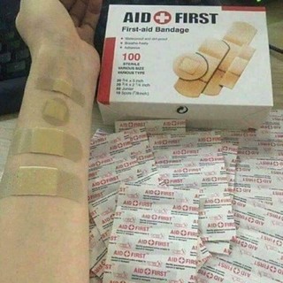 Hộp 100 băng cá nhân AID FIRST