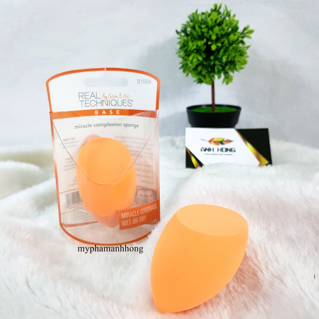 Mút Tán Kem Nền Real Techniques Miracle Complexion Sponge