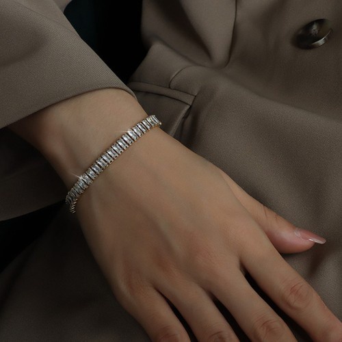 Lắc Tay Titan Nữ Sang Trọng Đính Đá Zircon Nhân Tạo Titan Ko Han Rỉ TT 3719  Vòng Tay Nữ Phong Cách Hàn Quốc Cao Cấp