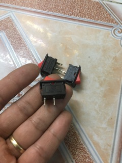 Combo 3 Công tắc 2 cực đỏ đen 6A 250VAC