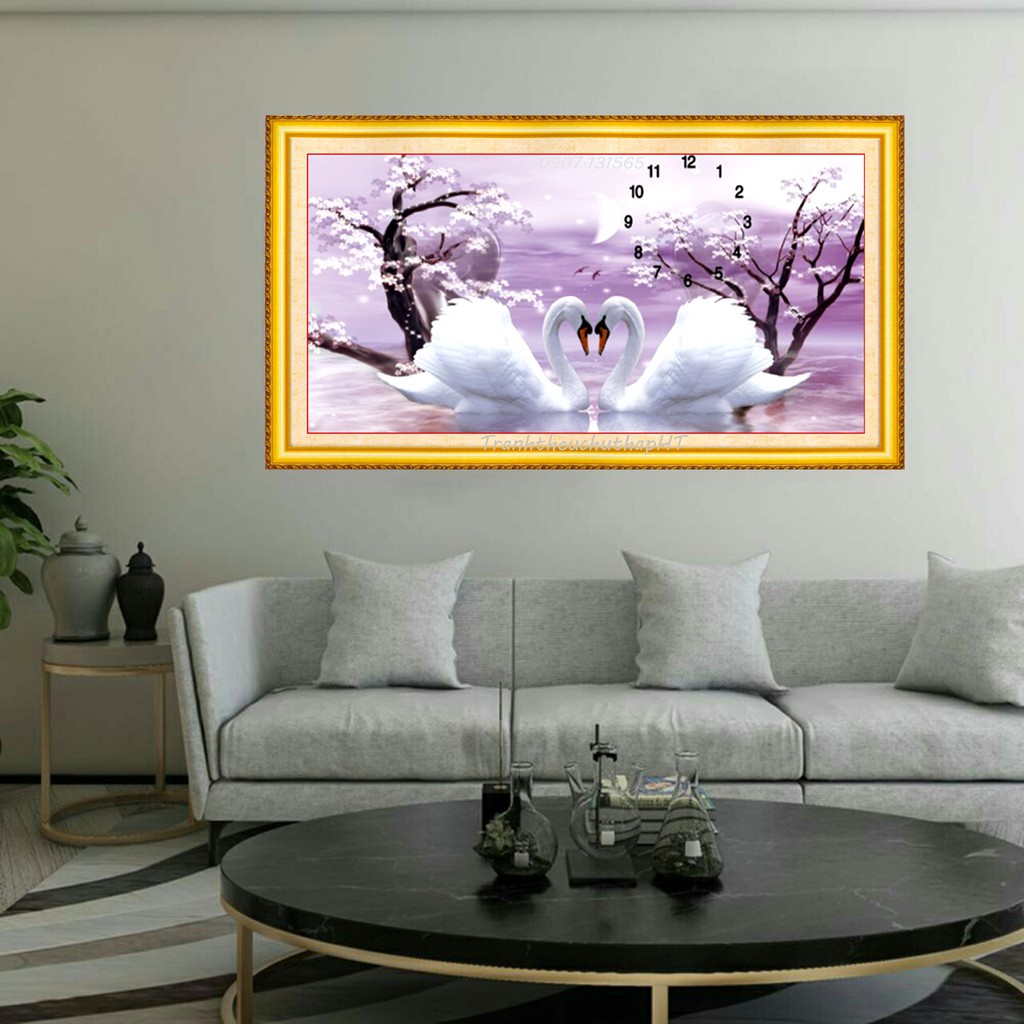 Tranh thêu đồng hồ đồng hồ thiên nga KT:76x39cm,tranh chưa thêu.Tặng kéo và xỏ chỉ