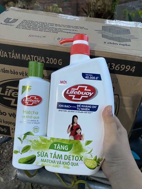 Sữa tắm Lifebuoy diệt khuẩn 850g tặng sữa tắm Detox | BigBuy360 - bigbuy360.vn