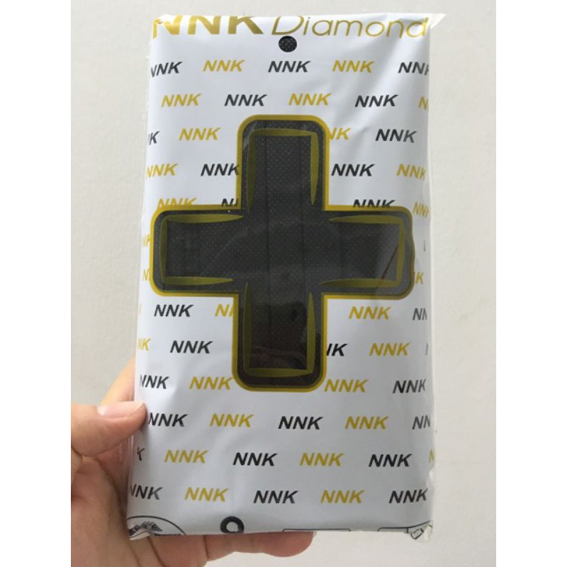 Màu đen khẩu trang y tế 4 lớp hộp 50 chiếc NNK Diamond Fan Rap Việt.