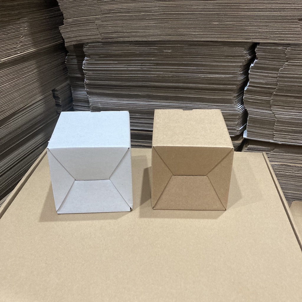 Hộp carton đáy gài nắp đậy size 9x9x10cm bộ 20 hộp carton