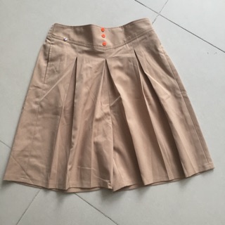 Đồng phục học sinh Váy quần trường Nguyễn Văn Chính