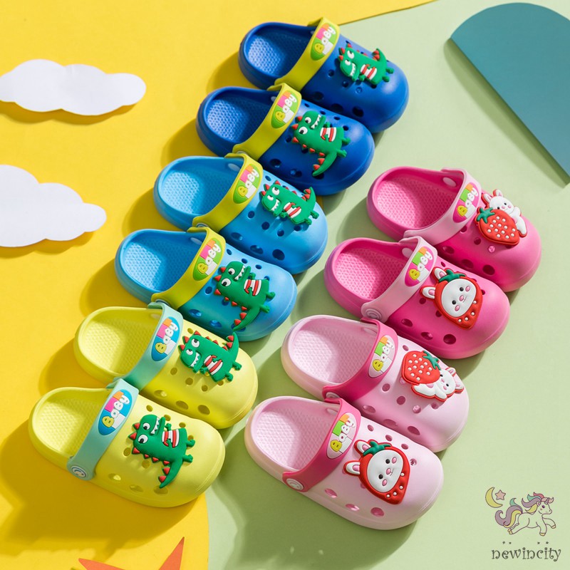 Dép Kiểu Họa Tiết Hoạt Hình Xinh Xắn Thoáng Mát Cho Bé Trai Gái Phong Cách Hàn Quốc