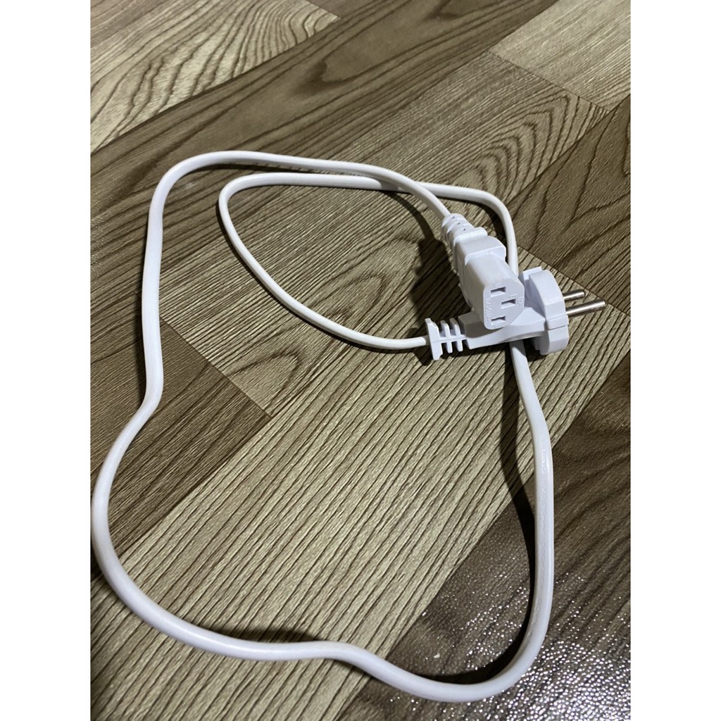 Dây nguồn 1M Trắng dùng cho máy tính,máy in, nồi cơm điện...