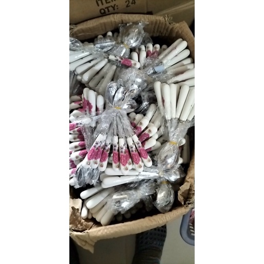 Bộ Dĩa + Thìa cà phê + Giỏ sứ thiên nga Để cắm ăn hoa quả sang sạch đẹp