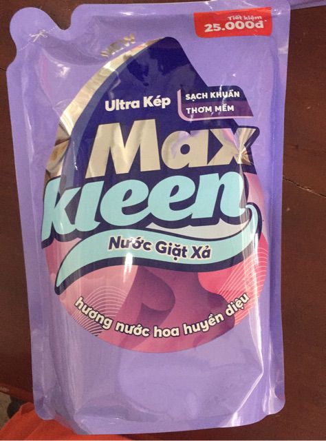 ,(Giảm giá sốc )Nước giặt xả hương hoa Maxkleen túi 3,8L.