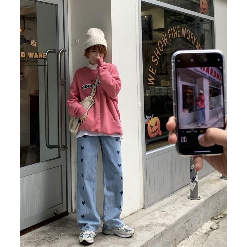 Quần Jean Hoạ Tiết Trái Tim