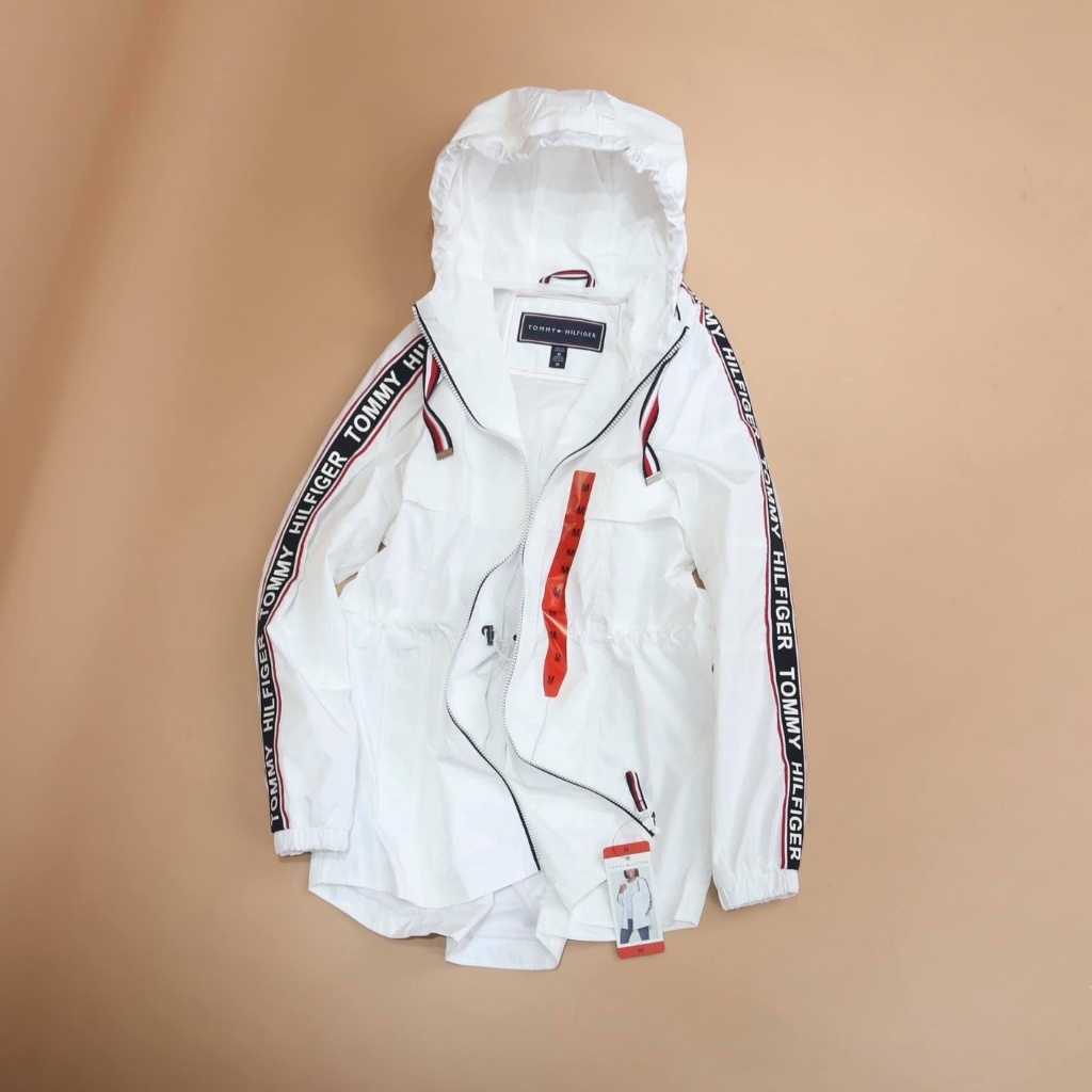Áo khoác gió nữ form rộng bigsize đẹp cá tính có mũ Moonki KN02