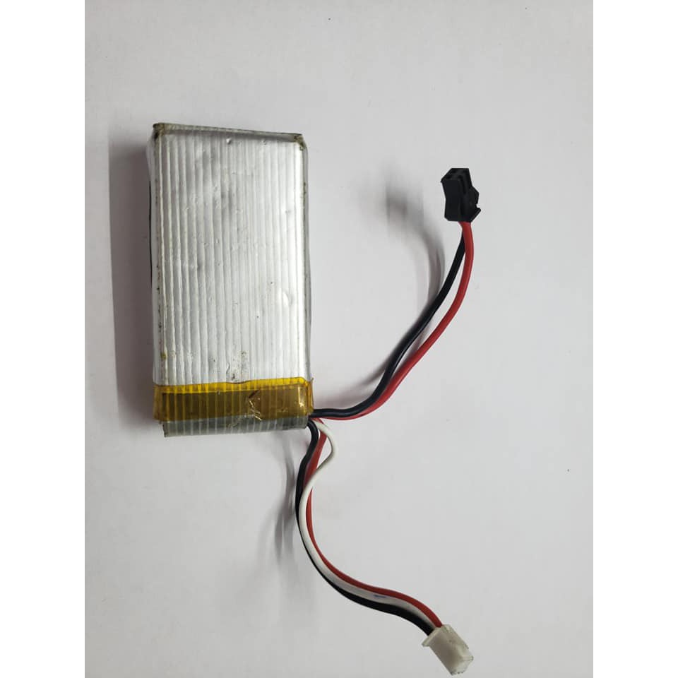 Pin lipo 7.4V 1500mah hàng mới nhập về nhưng pin hơi phồng chất lượng 80%,giá rẻ