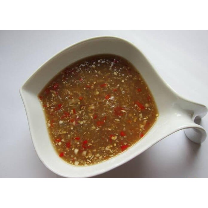 Mắm nêm Dì Cẩn Đà Nẵng chai 500g | BigBuy360 - bigbuy360.vn