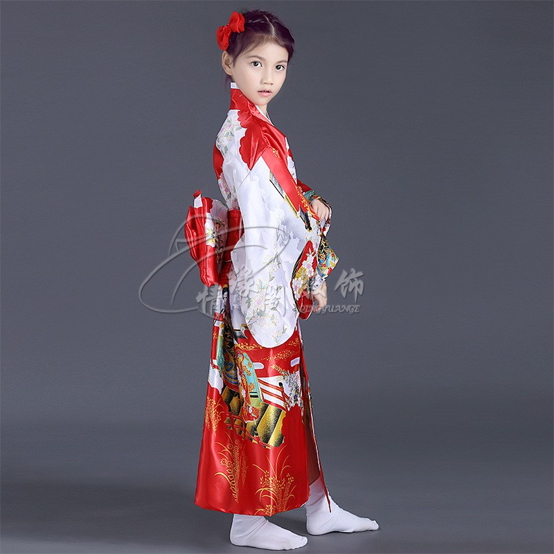 Yukata kimono cho bé gái . Hàng đặt trước 10 ngày.