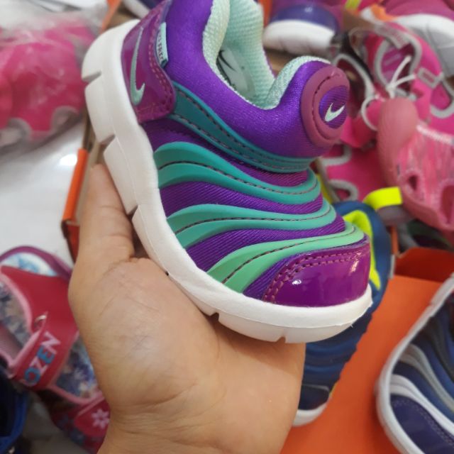 3 đôi Nike