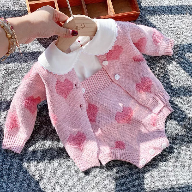 Bộ yếm len lông cừu và áo khoác cardigan họa tiết trái tim dành cho bé gái HÀNG CAO CÂP LOẠI 1