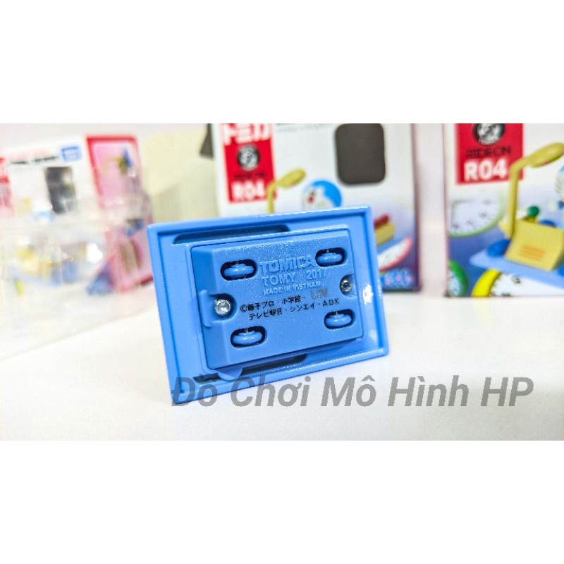 Tomica doremon: mô hình xe doraemon Cỗ Máy Thời Gian