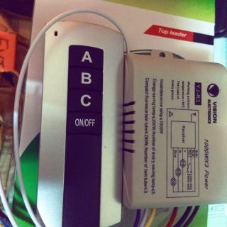 Công tắc điều khiển từ xa remote 3 thiết bị điện