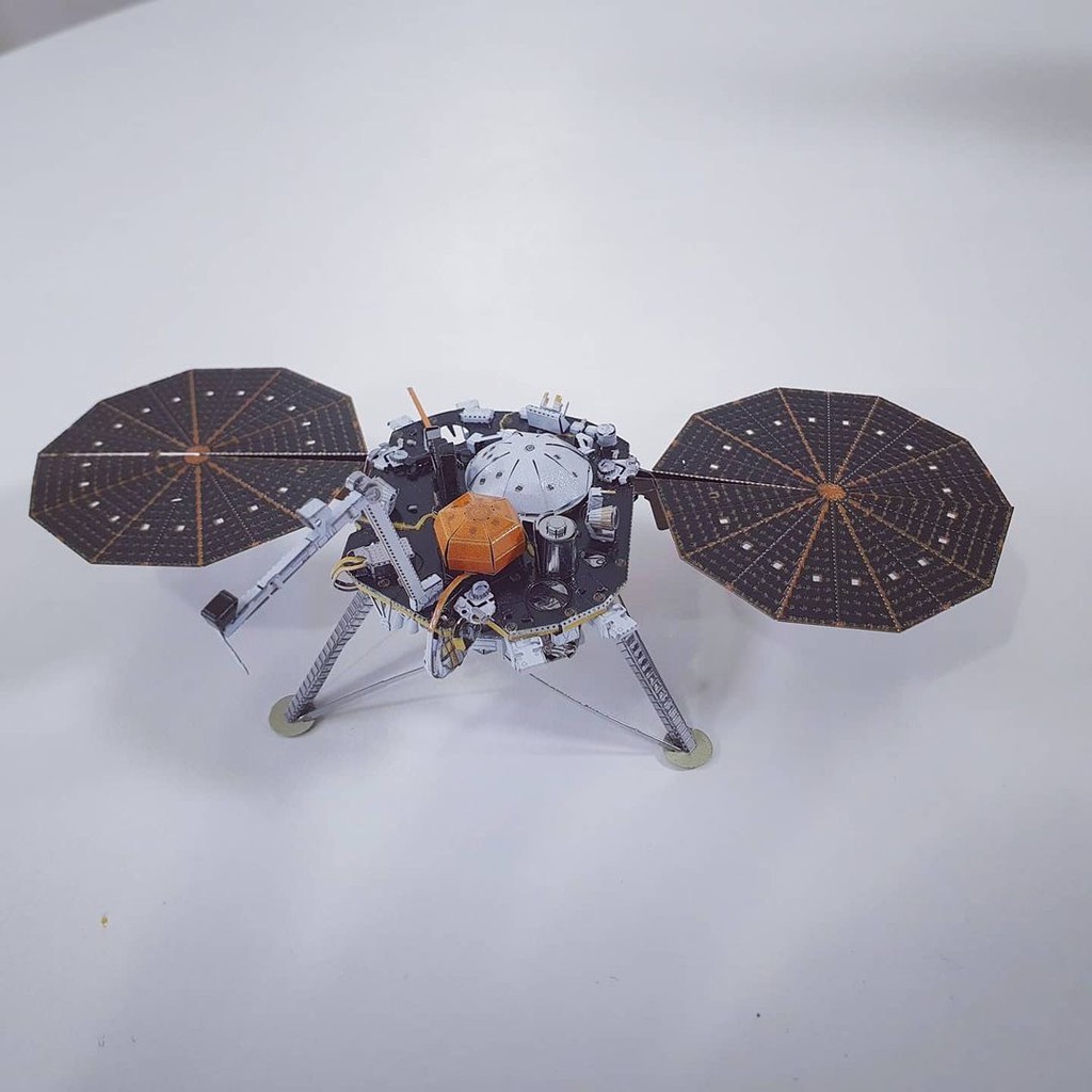 Mô hình 3D kim loại trạm đổ bộ InSight robot NASA thăm dò Sao Hỏa, Mô hình lắp ráp 3D thép không gỉ cao cấp - Chưa Lắp