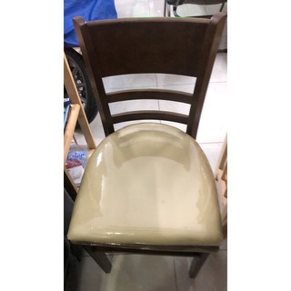 Ghế gỗ cabin như ảnh ( thân nâu, nệm màu caphe sữa)