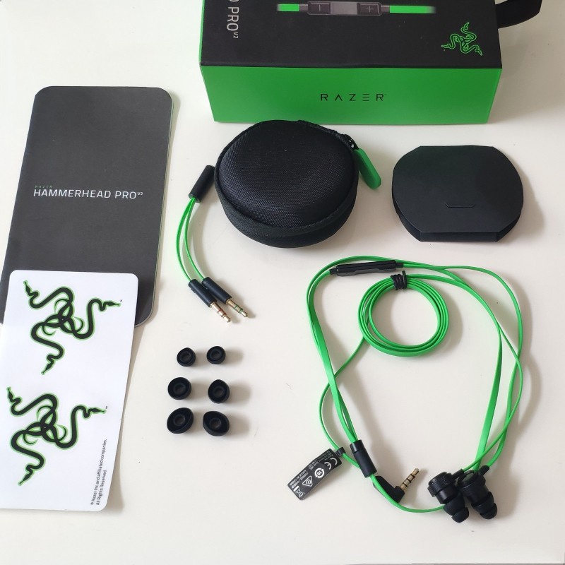 Tai Nghe Nhét Tai Cách Âm Razer Hammerhead V2 Pro (1 Tuổi)