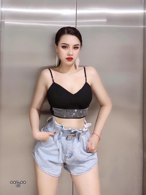 Siêu phẩm đính đá hai dây (hình chụp thật ở nền) | BigBuy360 - bigbuy360.vn