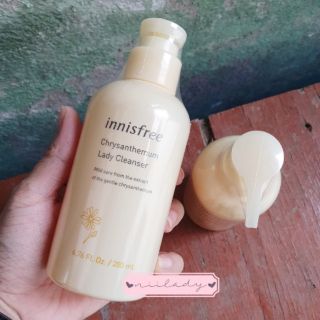 (HSD 12/2025) Dung dịch vệ sinh Innisfree Chrysanthemum Lady Cleanser