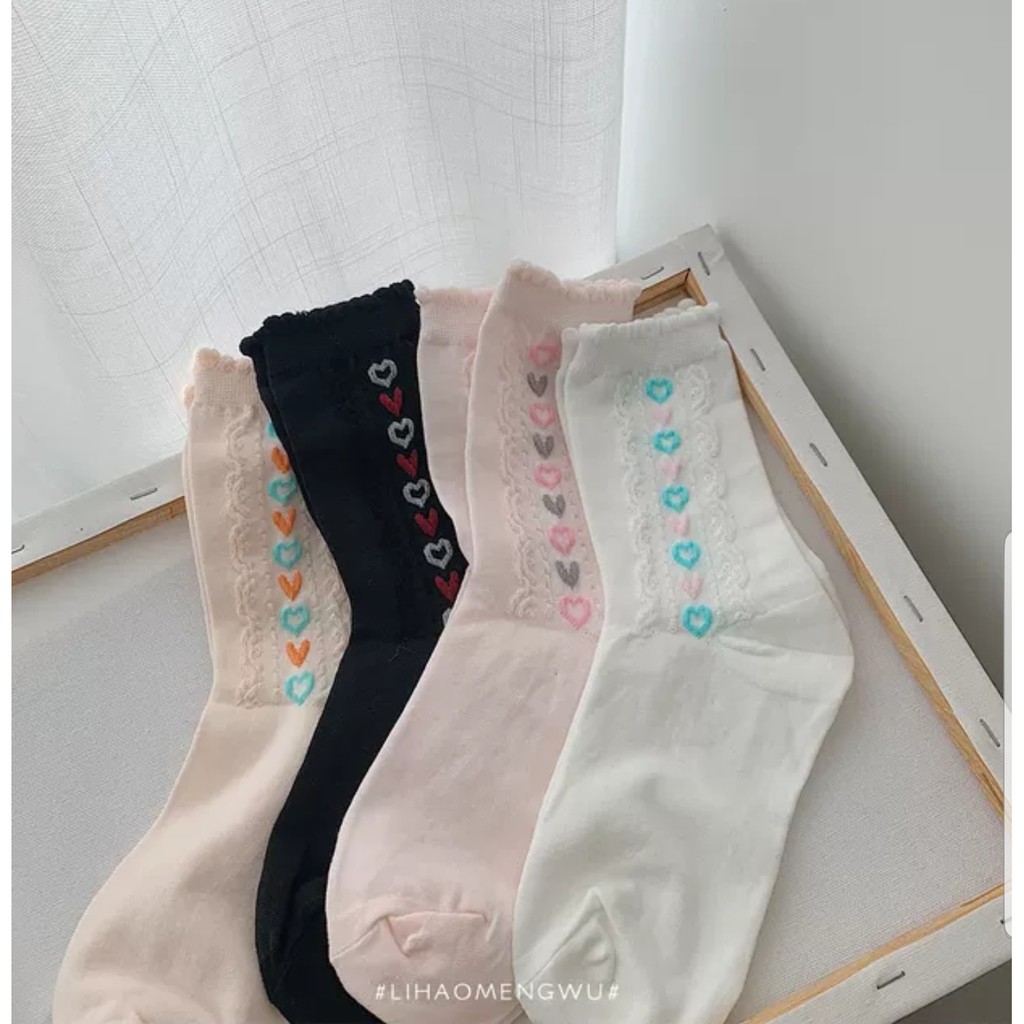 TẤT TIM NHỎ DỌC GIỮA XINH