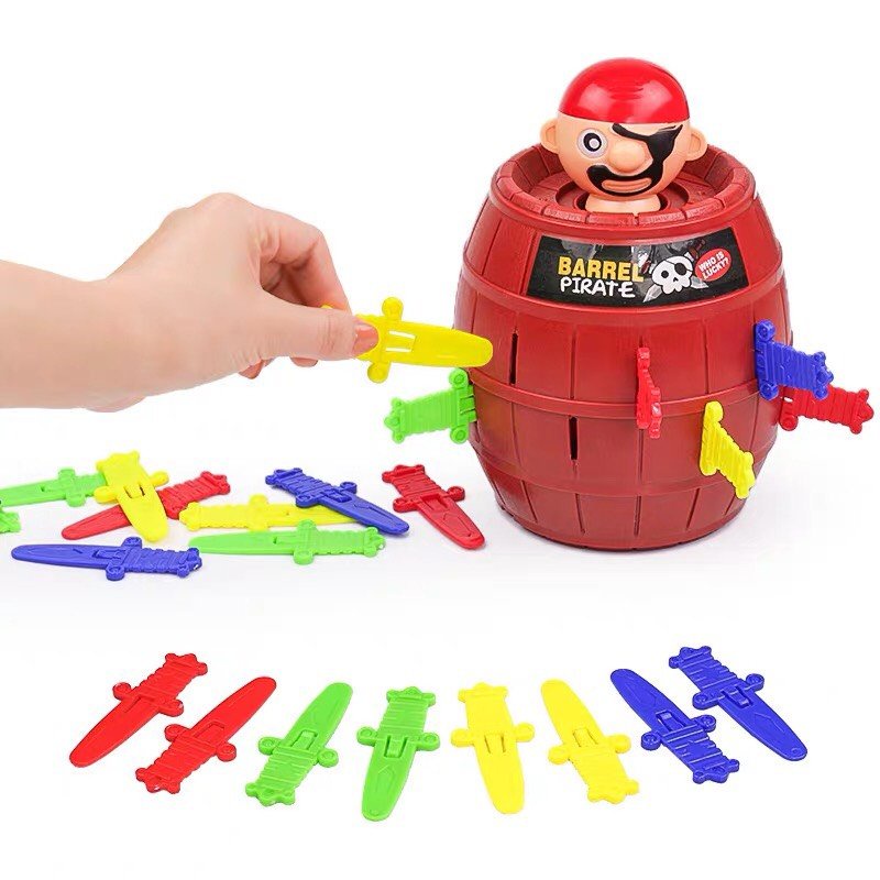 Đồ Chơi Hải Tặc - Trò Chơi Team Đâm Thùng Phi Size 18Cm bật lò xo thông minh cho bé