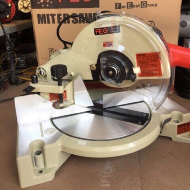 máy cưa nhôm sài từ FEG công ty bh 6 tháng hàng nhật