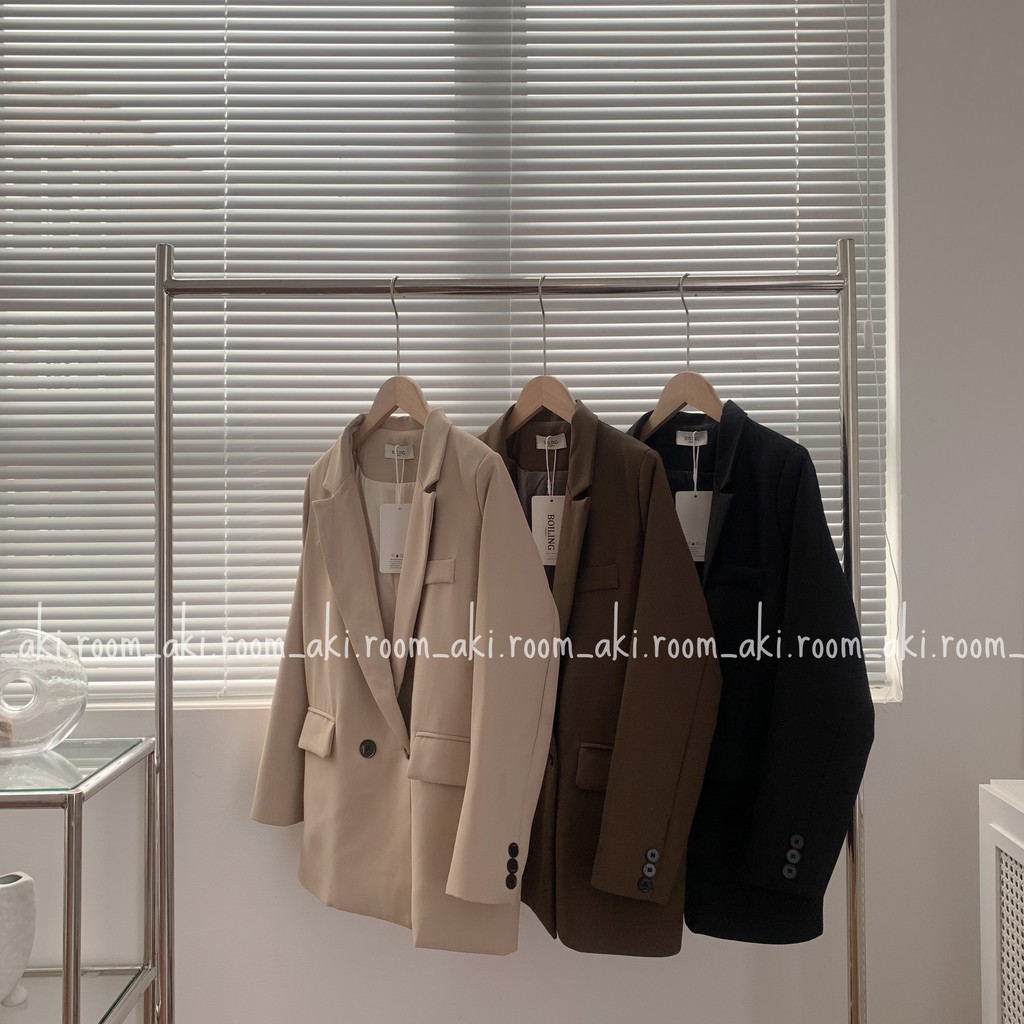 Áo blazer hai lớp túi vuông nắp hai khuy có độn vai mỏng chất dày dặn đứng dáng