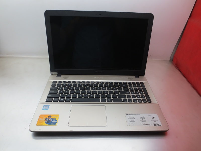 Laptop Cũ Asus X541UA/ CPU Core I3-6100U/ Ram 4GB/ Ổ Cứng SSD 128GB/ VGA Intel HD Graphics/ LCD 15.6'' inch