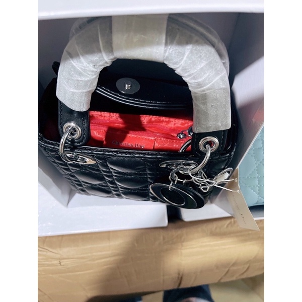 Túi D 3 ô tag bạc fullbox