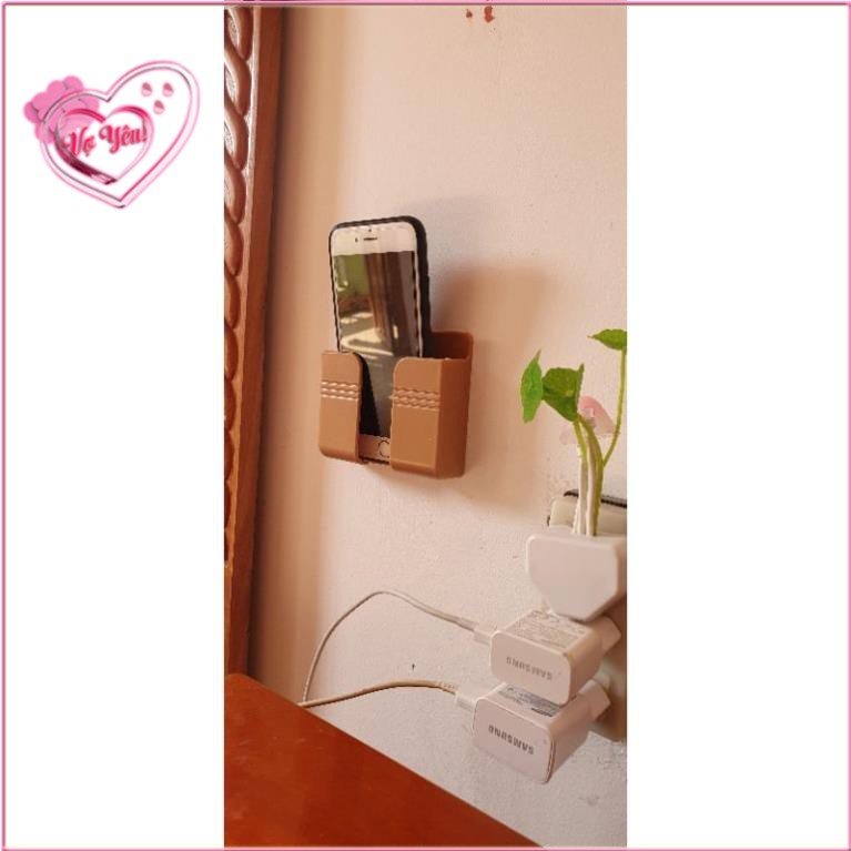 Kệ Dán Tường Để Remote, Đồ Dùng, Giá Đỡ Sạc Điện Thoại - Có Móc Treo Giữ Dây Điện | BigBuy360 - bigbuy360.vn