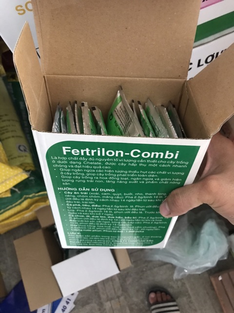 Phân bón lá trung vi lượng FETRILON-COMBI gói 25gr